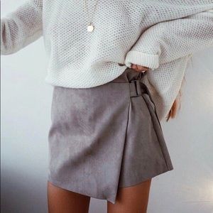 Zara Faux Suede Skort